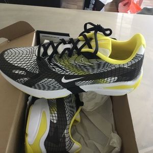 New Men’s Nike Ghoswift size 13